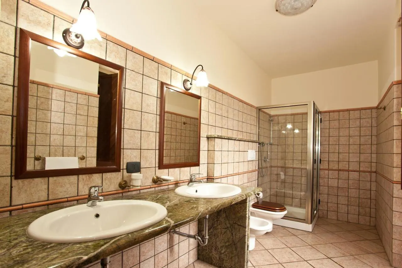 Le Grotte Bed & Breakfast Riposto